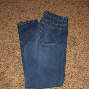 Elle Paris jeans